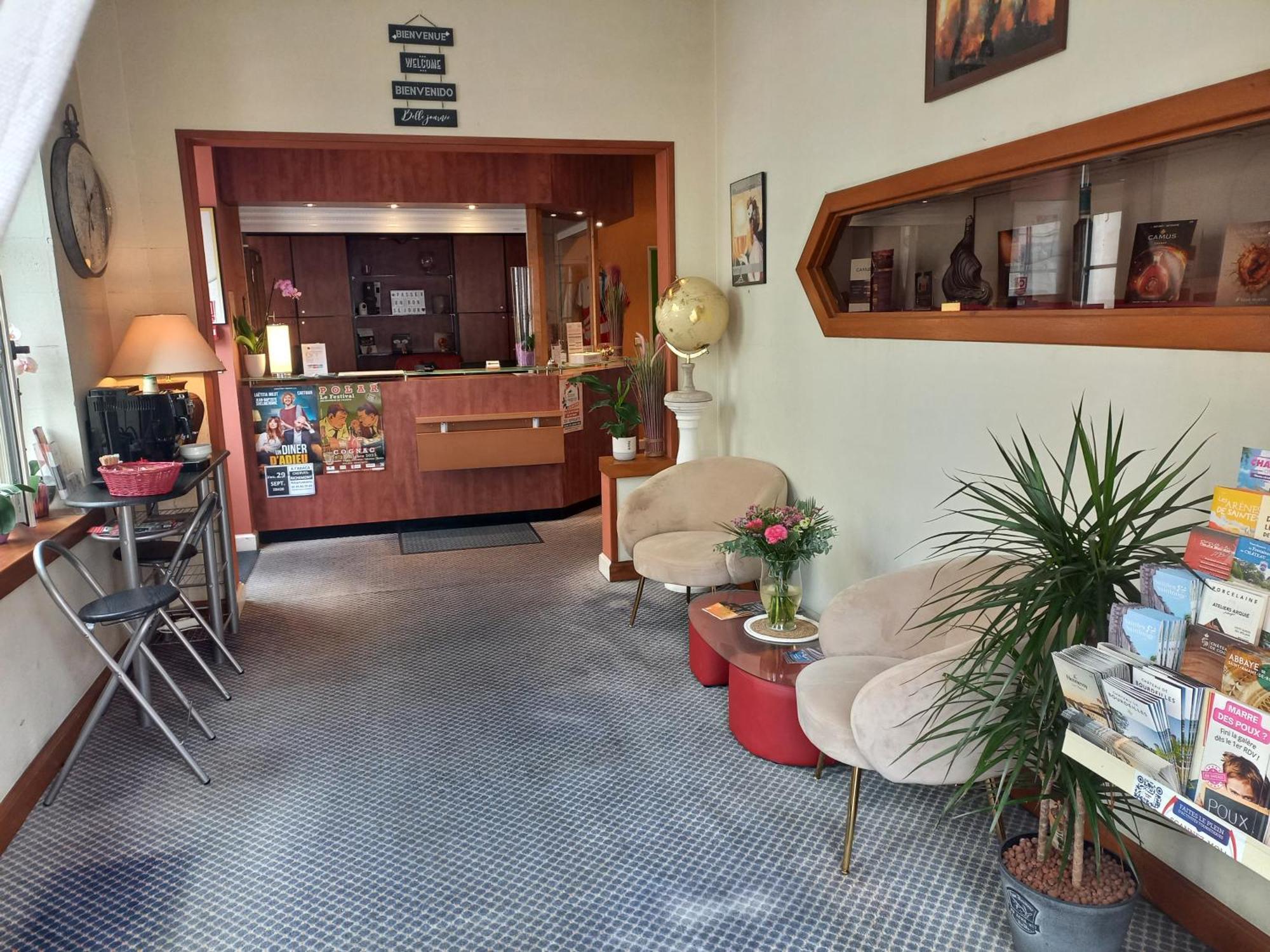 Logis Hotel La Residence, Cognac Centre エクステリア 写真